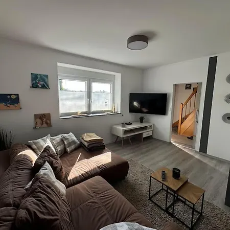 Wunderschoenes Einfamilienhaus Σπίτι διακοπών